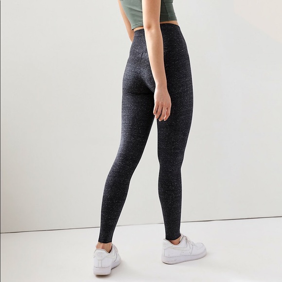 TNA Atmosphere Legging highwaisted workout legging - Picture 4 of 7